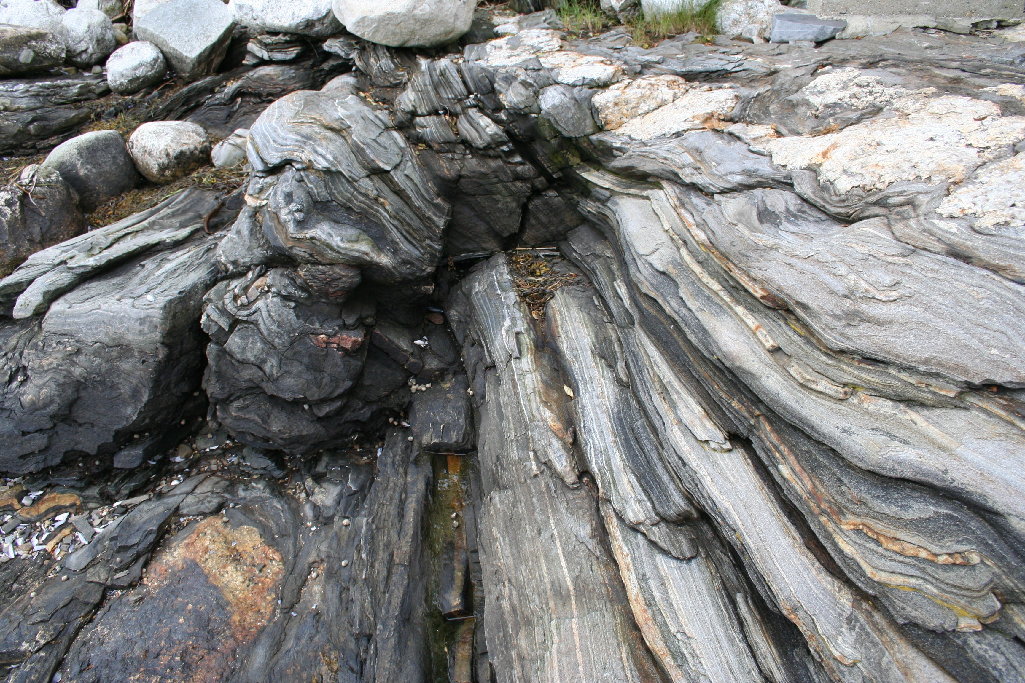 Chemistry What Is A Rock Level 2 activity for kids PrimaryLeap.co.uk