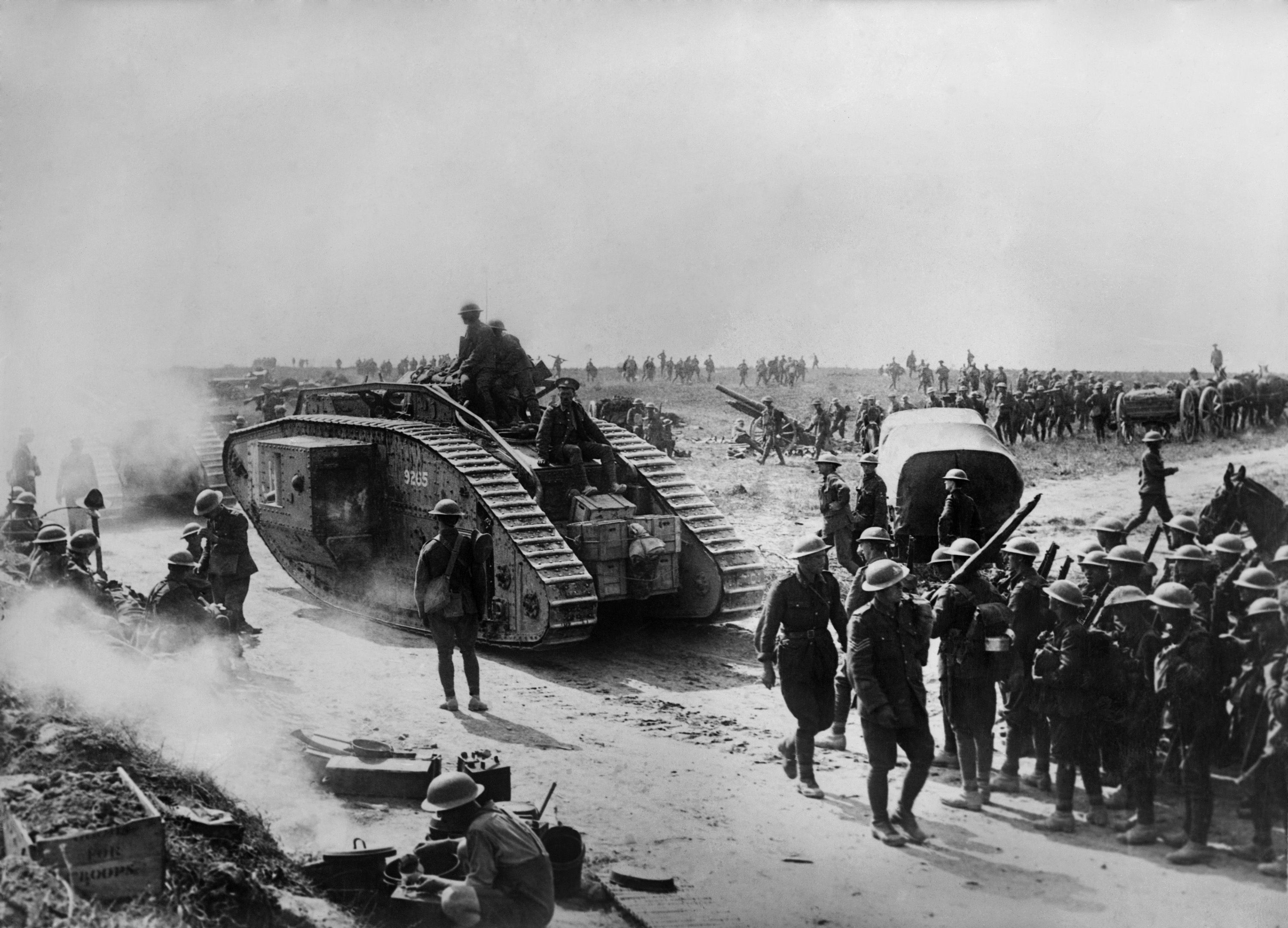 Which World War I battle is regarded as the first widespread use of tanks in comb